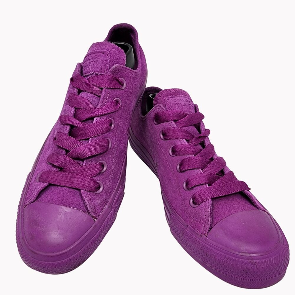 Converse Chuck Taylor All Star Unisex M7 W9 Purple Suede Low Top Sneakers